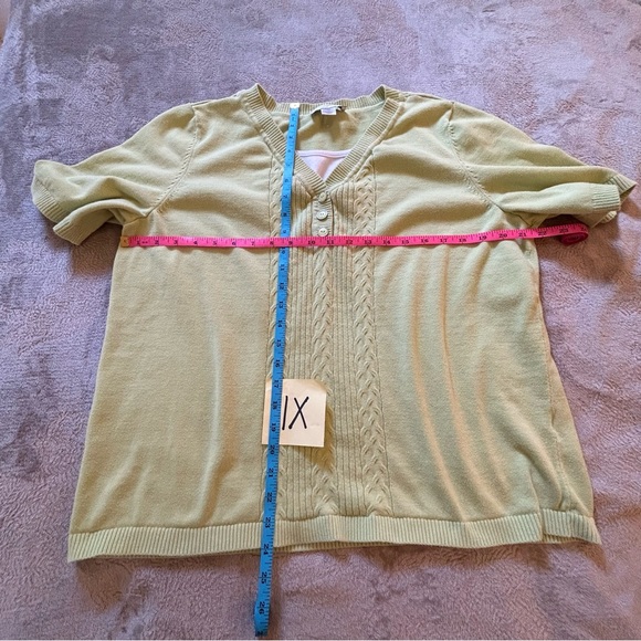 CJ Banks green sweater with white tee look Size 1X - Picture 2 of 8